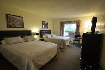 Beaverlodge Motor Inn Esterno foto